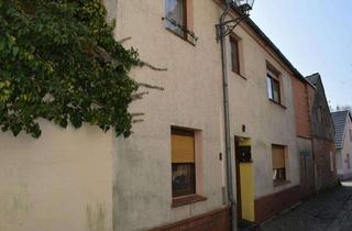 Haus kaufen in 03116 Drebkau, Handwerker aufgepasst: sanierungsbedürftiges Zweifamilienhaus mit Potential im alten Stadtkern