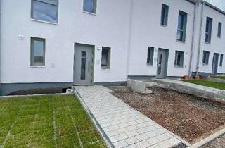 Haus mieten in Auf Der Kahn 1a-5a, 35041 Marburg, Neubau 2 Attraktive Reihenhäuser mit Garten (Auf der Kahn in 35041 Michelbach)