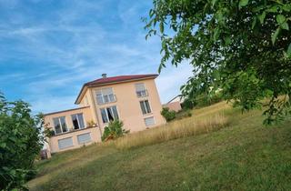 Mehrfamilienhaus kaufen in Einsteinstr., 92237 Sulzbach-Rosenberg, Schönes Haus mit neun Zimmern in Amberg-Sulzbach (Kreis), Sulzbach-Rosenberg