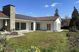 Villa kaufen in 72800 Eningen, Villa an der Achalm * unverbaubare Aussicht * uneinsehbarer Garten