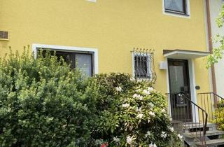 Haus kaufen in Ostpreußenweg, 91186 Büchenbach, RMH - sehr ruhige jedoch zentrale Lage: Ärzte, Apotheke, Bäcker, Metzger, Lebensm., Post zu Fuß erreichbar. S-Bahn 2 direkt nebenan. Schulen u. Kindergärten und Kirchen vorhanden.