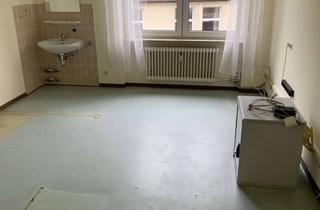 Büro zu mieten in 35792 Löhnberg, Praxis-/ Büroetage mit Gestaltungspotential in zentraler Lage