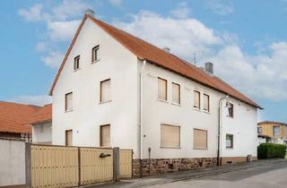 Haus kaufen in 35415 Pohlheim, Zwei auf einem Streich! Charmantes Zweifamilienhaus im idyllischen Pohlheim Dorf-Güll