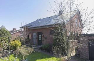 Wohnung kaufen in 24321 Lütjenburg, großzügige, sanierungsbedürftige Eigentumswohnung mit großem Garten in Zentrumsnähe von Lütjenburg