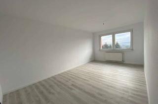 Wohnung mieten in Neue Straße 29-31, 17192 Groß Plasten, Schöne 2-Zimmer Wohnung (1. / 2. / 3. OG) | Umgebung Waren (Müritz)