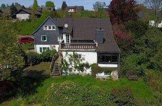 Haus kaufen in 51519 Odenthal, Ruheoase mit Möglichkeiten: Wohnfläche ca.257 m², zwei Hauseingänge, groß