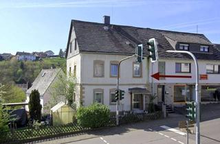 Haus kaufen in Zum Idar 15, 55624 Rhaunen, Renditeimmobilie in zentrumsnaher Ortslage!