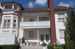 Haus kaufen in 63762 Großostheim, * Seit 1992 IMMO-ZAHN * Gepflegtes 2 (-3 ) Familien-Wohnhaus mit GARTEN & DOPPELGARAGE *