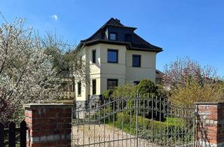 Villa kaufen in 08115 Lichtentanne, Repräsentative Villa mit großer überdachter Terrasse, Doppelgarage, gepflegter Zustand