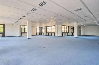 Büro zu mieten in Fuggerstraße 7-11, 41468 Neuss, Renovierte Bürofläche mit PVC & LED Beleuchtung - ab 2 EUR/m² & nicht teilbar!*