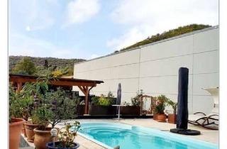 Anlageobjekt in 65391 Lorch, ***Tolles Anlageobjekt - MFH mit 24 Räumen, Bunker, vermietet, inkl. Swimmingpool in Lorch!!!***