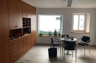 Haus kaufen in Cammerloher Platz, 95478 Kemnath, Top 5-FH in Kemnath, gut vermietet