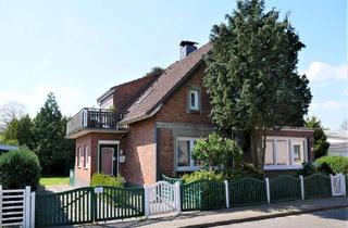 Haus kaufen in 25704 Meldorf, Stilvolles Zweifamilienhausmit schönem Gartengrundstück