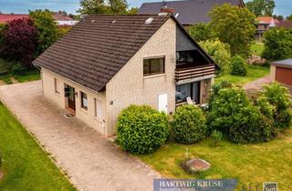 Anlageobjekt in 21706 Drochtersen, vermietetes Doppelhaus mit Doppelgarage, Terrasse und Loggia in Drochtersen OT