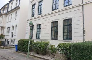 Wohnung kaufen in Riesstraße, 53113 Südstadt, Vermietete 2-Zimmer-Wohnung in der Bonner Südstadt