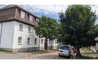 Wohnung mieten in Alte Bennstedter Straße 20, 06179 Teutschenthal, Schöne 2 Zi-DG-Wohnung mit sep. Küche , Laminat und Wannenbad westl. Teil von Halle