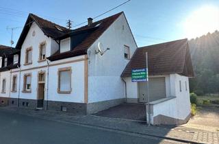 Haus kaufen in 67753 Reipoltskirchen, TOP Gelegenheit! Zweifamilienhaus mit großem Garten zu verkaufen