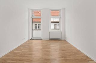 Wohnung kaufen in Adresse Prühßstraße, 12105 Berlin, Schicke Eigentumswohnung im Vorderhaus