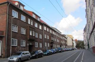 Wohnung kaufen in Goethestraße 32, 19053 Feldstadt, Vermietete 4-Zimmer-Wohnung im Herzen von Schwerin