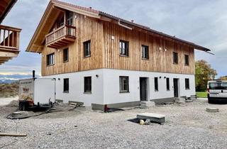 Haus kaufen in 83607 Holzkirchen, "Haus Wallberg" - Innovatives Neubauprojekt in Marschall - Nachhaltigkeit trifft auf Luxus DHH