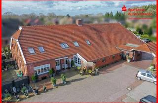 Haus kaufen in 26607 Aurich, Exklusiver Gulfhof mit Gewerbefläche und 2 neuwertigen Wohneinheiten in Aurich-Sandhorst
