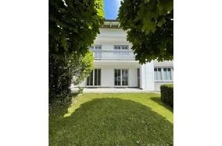Mehrfamilienhaus kaufen in 83064 Raubling, Vielseitiges Dreifamilienhaus in begehrter Lage von Raubling - Zwei Wohneinheiten sofort frei -
