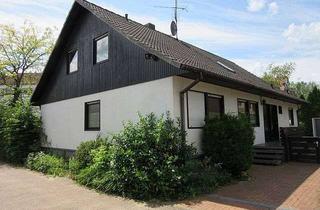 Haus kaufen in 30989 Gehrden, Gepflegtes, renovierungsbedürftiges EFH mit EL-WHG von Okal + 2 Garagen, in beliebter Lage (Gehrden)