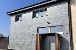 Büro zu mieten in 77815 Bühl, Komplett sanierte Büro-/ Seminar-/ Anw.fläche mit drei großen Räumen in Bühl-Vimbuch zu vermieten.