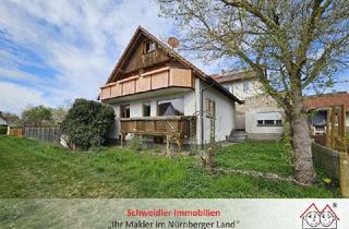 Einfamilienhaus kaufen in 91227 Leinburg, Preiswert & gepflegt! Einfamilienhaus mit Doppelgarage in ruhiger Lage von Leinburg