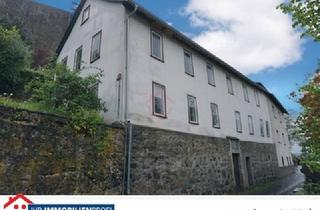 Mehrfamilienhaus kaufen in 35683 Dillenburg, Mehrfamilienhaus unterhalb des Schlosses Dillenburg - neues Dach - Innen renovierungsbedürftig