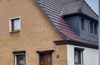 Doppelhaushälfte kaufen in 06406 Bernburg, Wohnhaus in beliebter Siedlungslage!