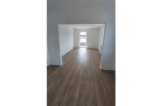 Wohnung kaufen in 77933 Lahr, 2- Zimmer WHG mit Balkon und tollem Panoramablick, Ideal für Kapitalanleger!