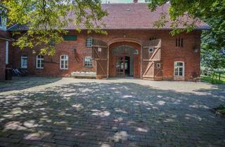Gewerbeimmobilie kaufen in 32469 Petershagen, Idyllisch gelegener Landsitz auf ca. 5700 m² Grundstück - mit Gastronomiefläche und 2-Fam Haus