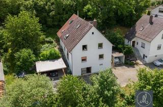 Haus kaufen in 93138 Lappersdorf, Zweifamilienwohnhaus mit enormen Grundstückspotenzial in Stadtnähe