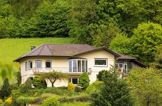 Villa kaufen in 69517 Gorxheimertal, Repräsentative 9-Zimmer-Villa in Traumlage (Fernsicht, Waldrand, Wiese) in Gorxheimertal