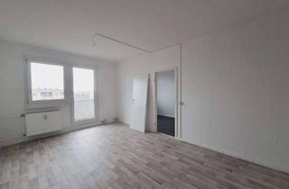Wohnung mieten in August-Bebel-Straße, 06295 Lutherstadt Eisleben, *Für Sie frisch renoviert* 3-Zimmer-Wohnung mit Balkon
