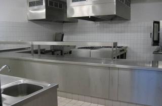 Immobilie mieten in Lahusenstrasse 25, 27749 Schafkoven/Donneresch, Gewerbeküche, Vorbereitungsküche mit Kücheneinrichtung und Büro
