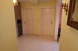 Wohnung kaufen in Austrasse, 79540 Lörrach, Helle 3 Zi.Wohnung mit Lift, Stellplatz und sehr schöner Aussicht