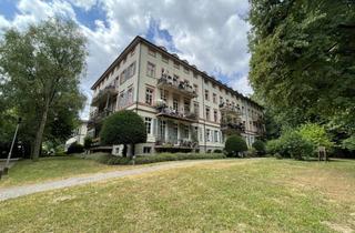 Wohnung kaufen in Alleestraße, 65439 Flörsheim am Main, Schicke Maisonettewohnung in historischem Ambiente