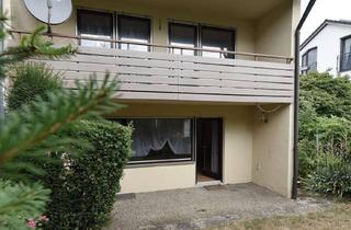 Haus kaufen in 71720 Oberstenfeld, Gute Lage in Sackgasse: Reiheneckhaus mit 2 Garagen, Balkon und Garten