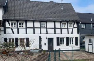 Haus kaufen in 53757 Sankt Augustin, SANKT AUGUSTIN, tolles saniertes Fachwerkhaus mit 3-4 Zimmer, ca. 80 m² Wfl. und ca. 360 m² Süd-GrSt