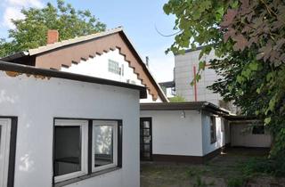 Haus kaufen in Bahnstraße 10, 31224 Peine, Peine-Zentrum: EFH mit Anbau und Garage