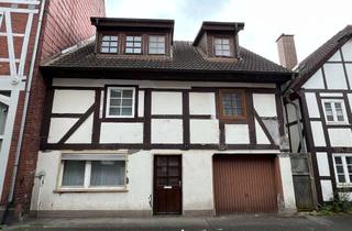 Einfamilienhaus kaufen in Grabenstraße 21, 37603 Holzminden, !!!Preis reduziert!!! Historisches Fachwerk-Ein-/Zweifamilienhaus in zentraler Lage