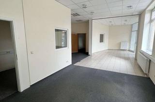 Gewerbeimmobilie mieten in Lychenerstraße 3-4, 17268 Templin, Geräumige Gewerbeeinheit im Stadtcenter Templin