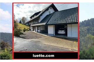 Bauernhaus kaufen in 79875 Dachsberg (Südschwarzwald), Idyllisch gelegenes, nach Teilabriss in 1995 stilgerecht von Stararchitekt als Schwarzwaldhaus ne...