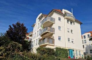 Wohnung kaufen in 01587 Riesa, Vermietete 2 Zimmer Dachgeschosswohnung mit Balkon