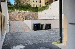 Garagen mieten in Kanalstrasse 45, 04600 Altenburg, Stellplatz neu saniert, im Grundstück Kanalstrasse 45 zu vermieten