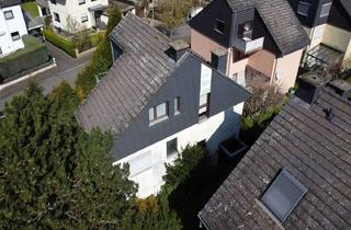 Einfamilienhaus kaufen in 61381 Friedrichsdorf, Friedrichsdorf - Köppern: Freistehendes Einfamilienhaus mit viel Gestaltungsmöglichkeiten!