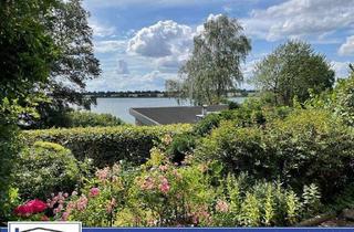 Haus kaufen in 23684 Scharbeutz, Wochenendhaus mit Blick zum Pönitzer See in Scharbeutz/Klingberg