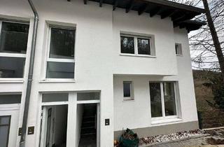 Wohnung kaufen in 65527 Niedernhausen, *** luxuriöse 4 Zimmer* Maisonettewohnung mit Balkon**
